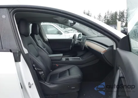 2021 Tesla Model Y Long Range Dual Motor All-Wheel Drive из США, поврежденный, VIN 5YJYGAEE0MF214146